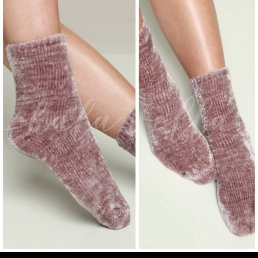 Mauve Chenille Socks - Picture 1 of 5